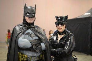 batman_and_catwoman_philly_comic_con_2013_by_gigabz666-d67oyek
